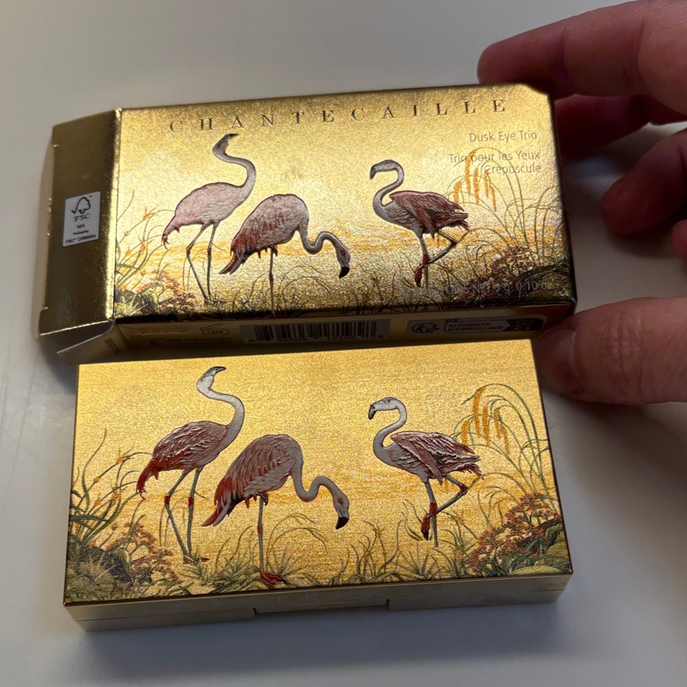 Chantecaille Dusk Eye Trio - Flamingo Collection - Picture 6 of 8